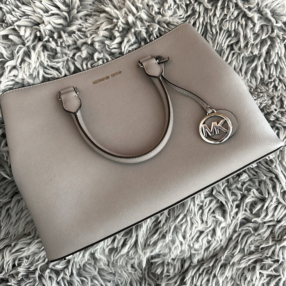 Michael Kors grey purse